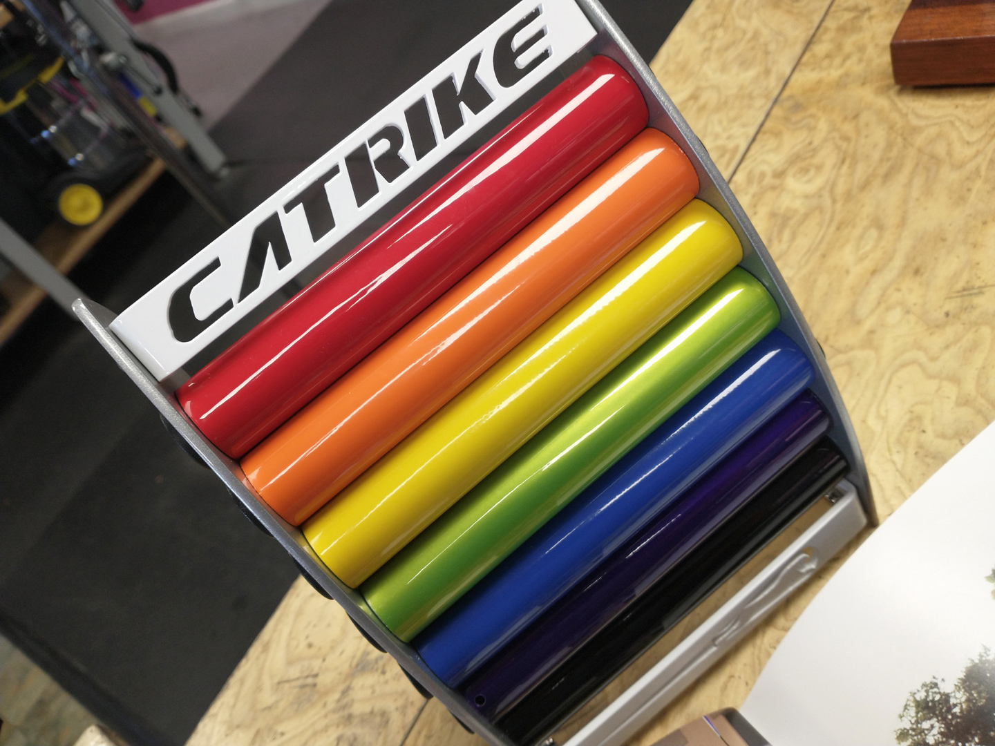 8 colors plus a 9th one called white